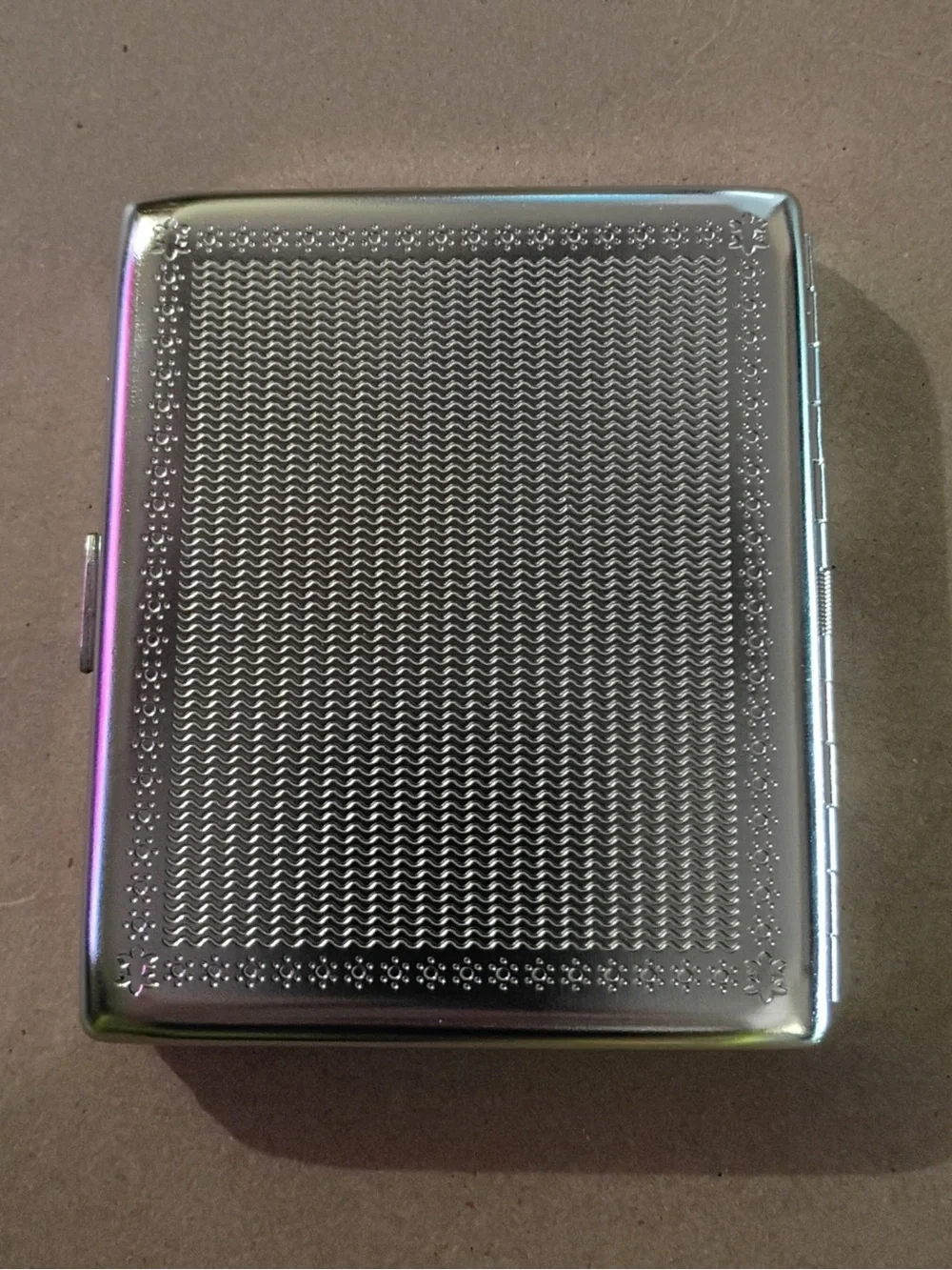 Silver Tone Metal Case - Ribbed Panel Design